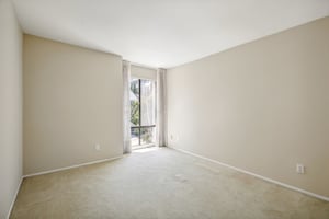 Manning Ave 1-026.jpg