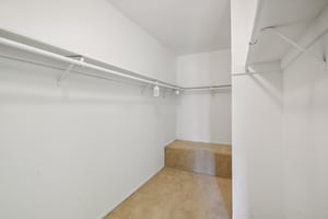 Manning Ave 1-033.jpg