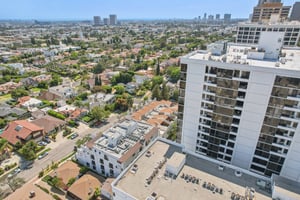 Manning Ave 1-050.jpg