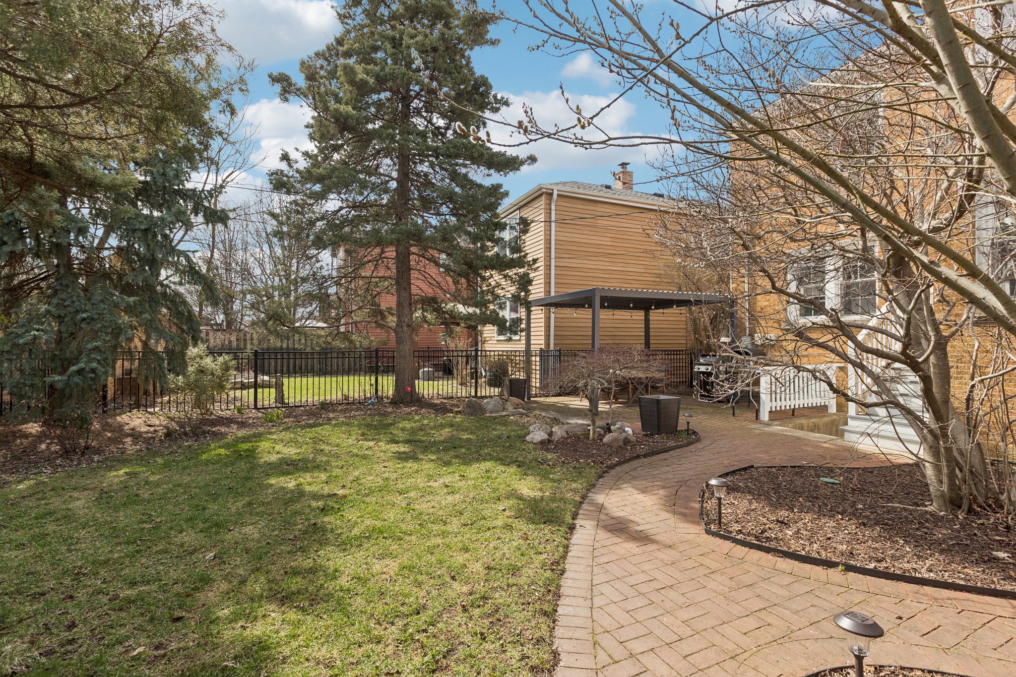 N Oak Park Ave-S2103-042.jpg