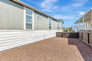 039_1220 Tasman Dr 128