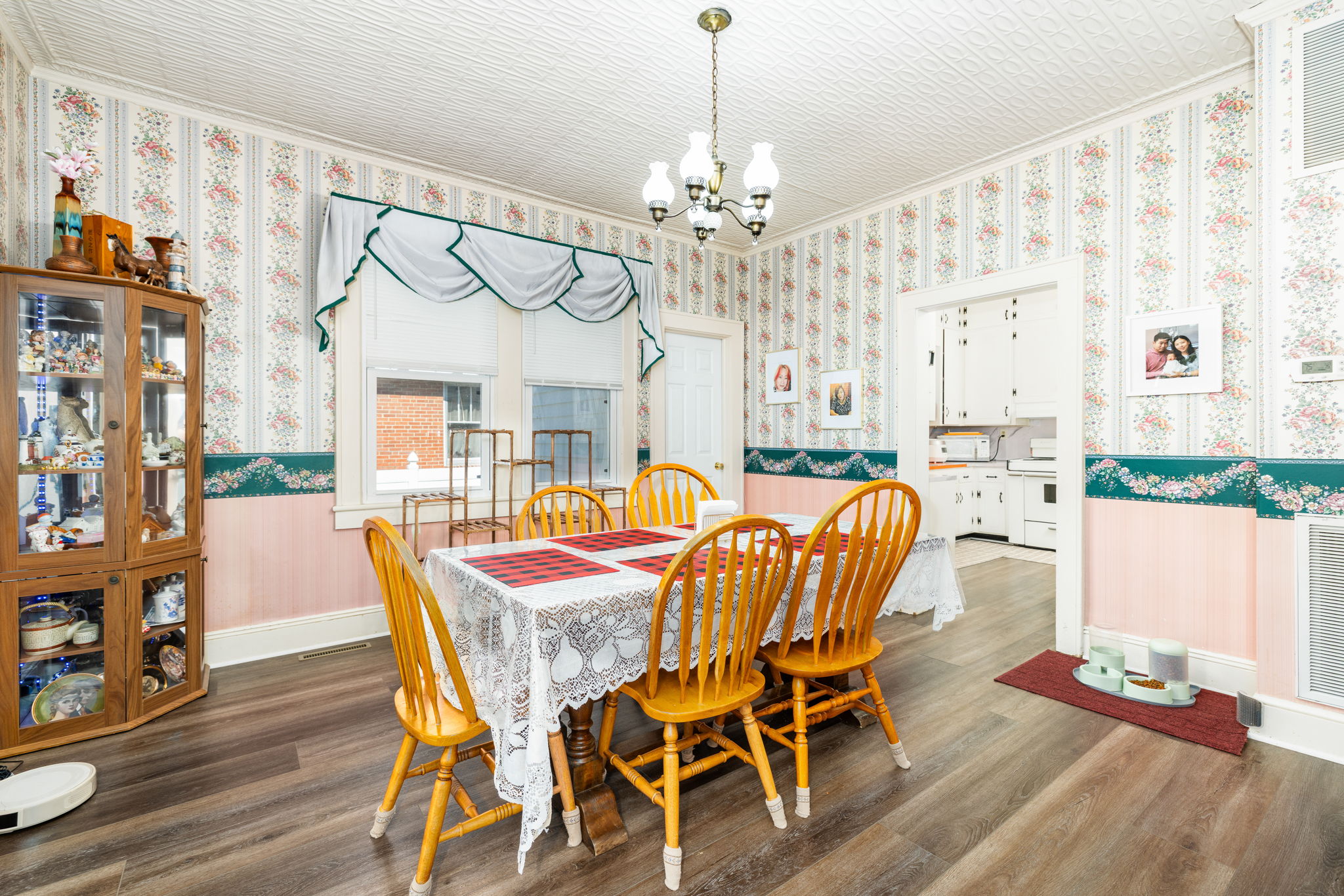  Photo 10