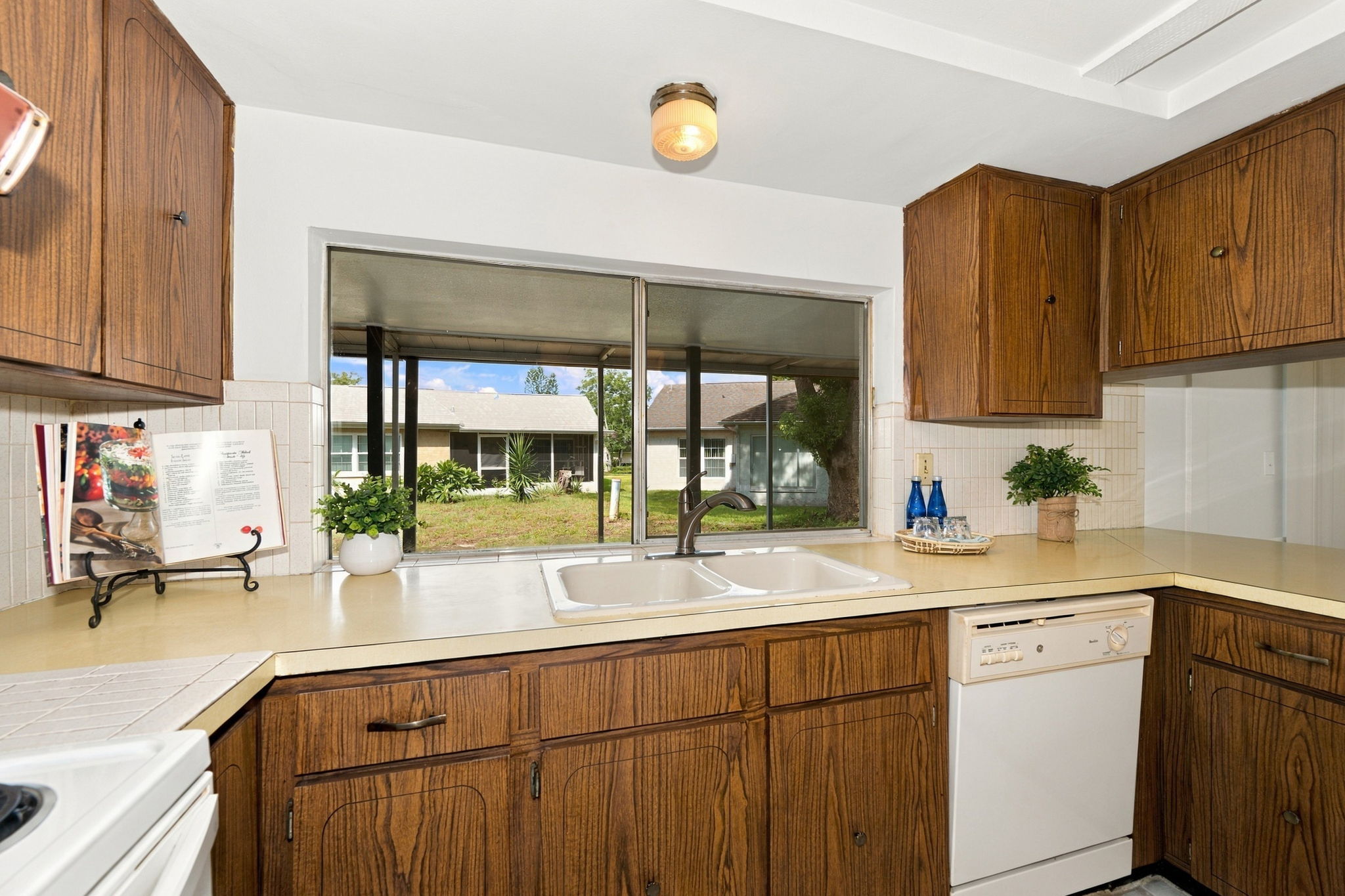 Kitchen 3