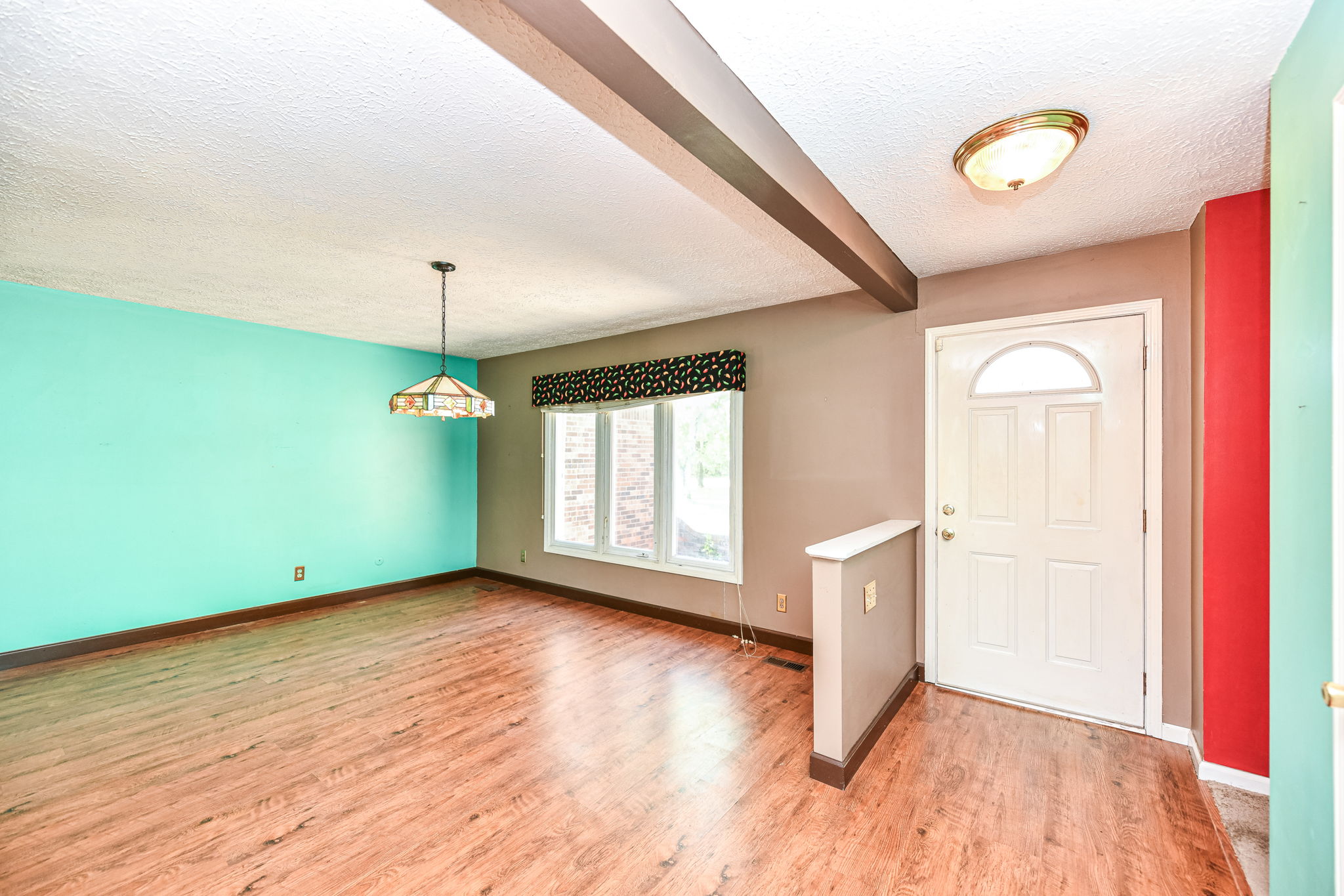 Entry / Dining Room