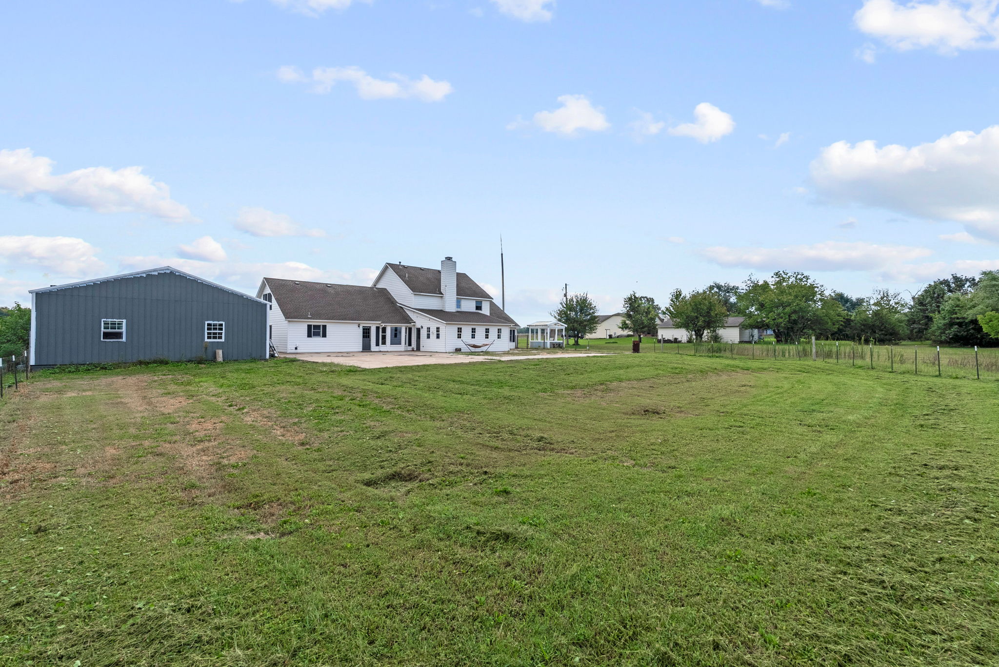  Photo 44