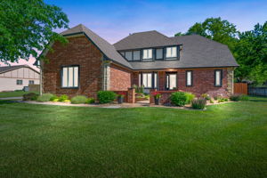  Photo 0