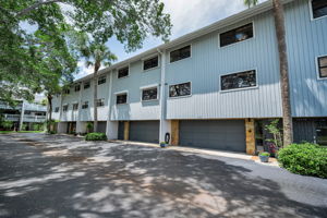 Front Exterior3