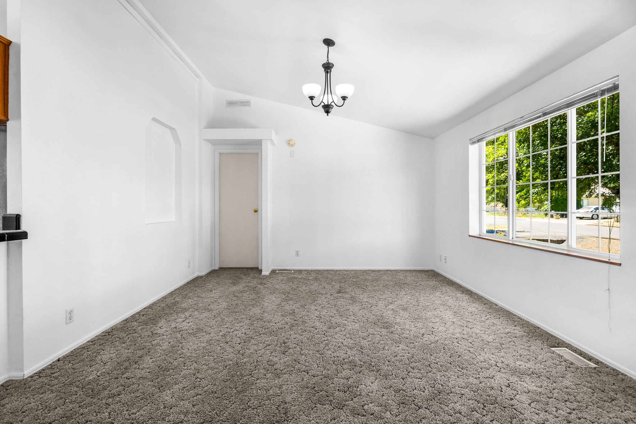 1221 47th Ave 6