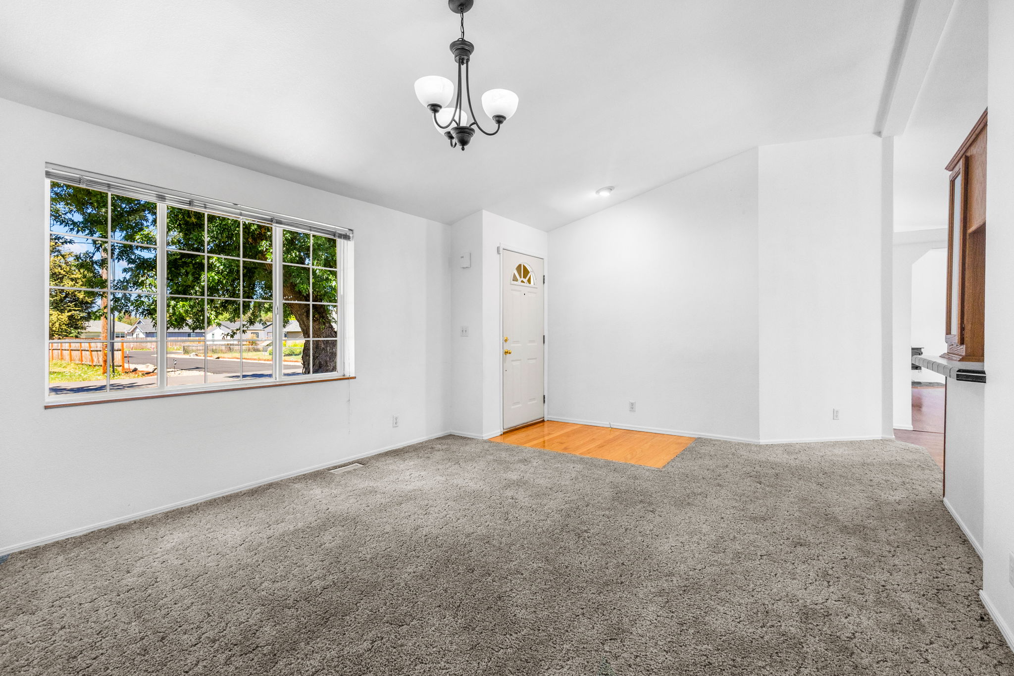 1221 47th Ave 8