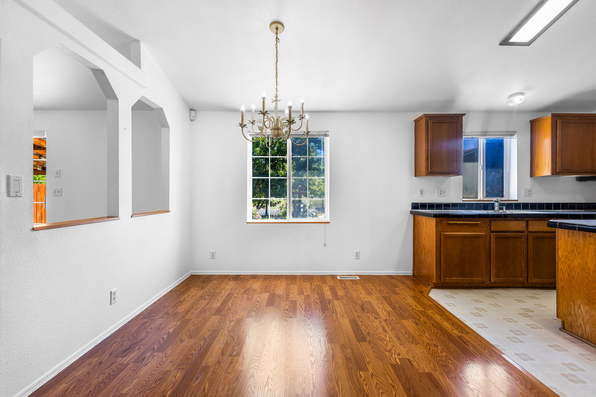 1221 47th Ave 20