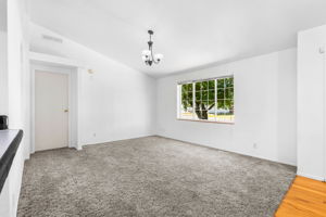 1221 47th Ave 7