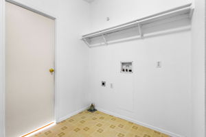 1221 47th Ave 15