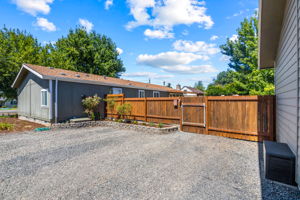 1221 47th Ave 30