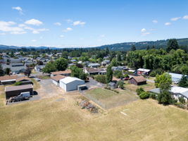 1221 47th Ave 48