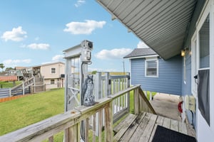 Bay St-S2310-007.jpg