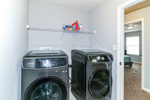  Photo 32