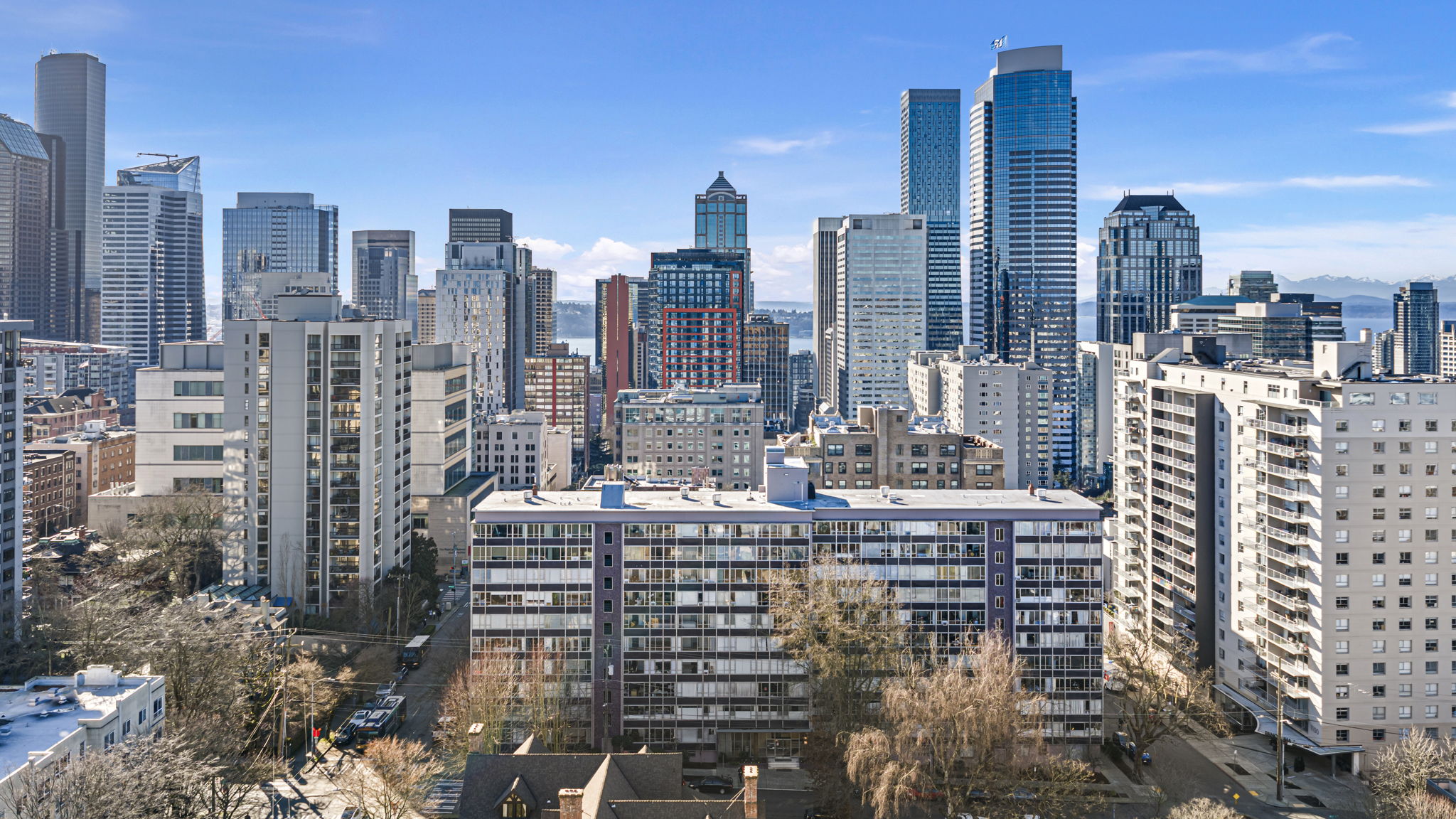 Sutton Place on First Hill. Close to transit, dining, and daily essentials—downtown within easy reach.