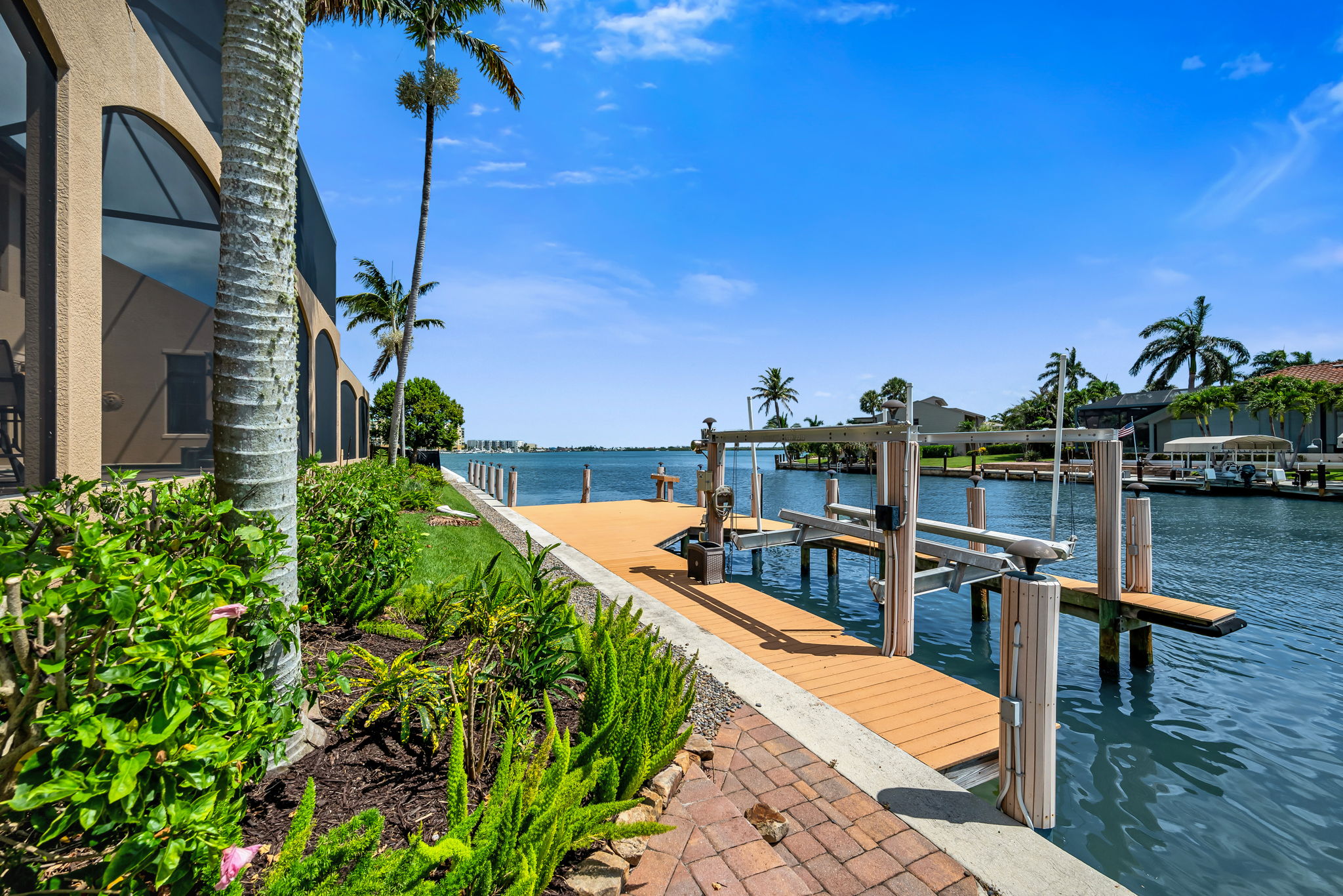 Dock