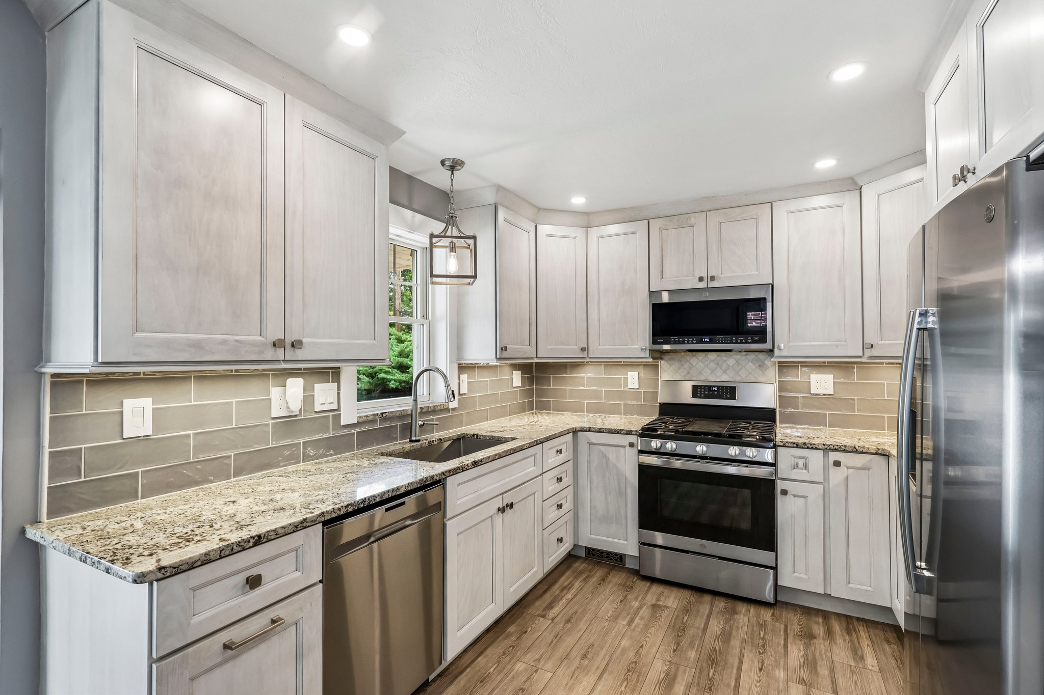 Trevanion Ave-S1007-024.jpg
