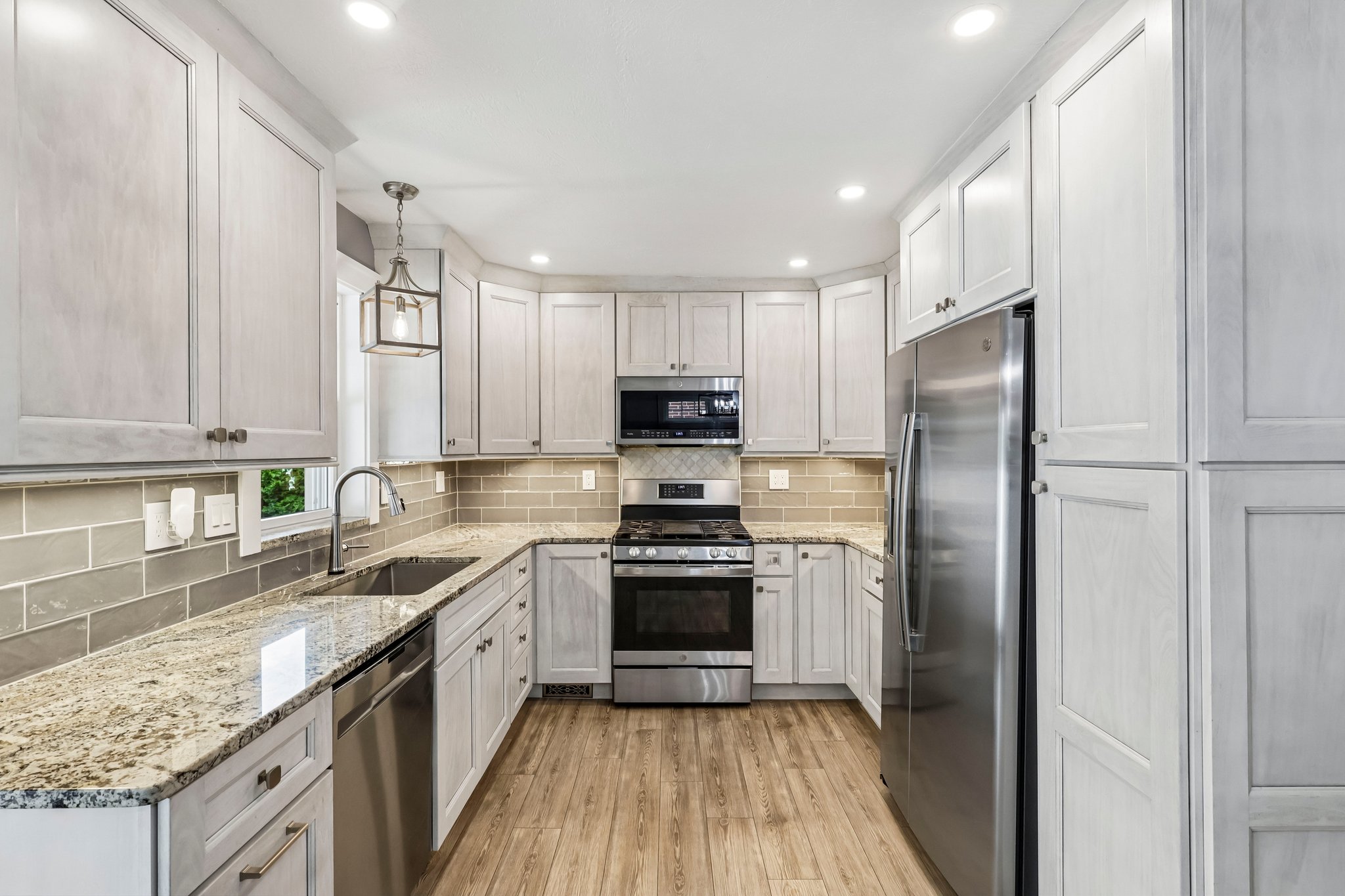Trevanion Ave-S1007-027.jpg