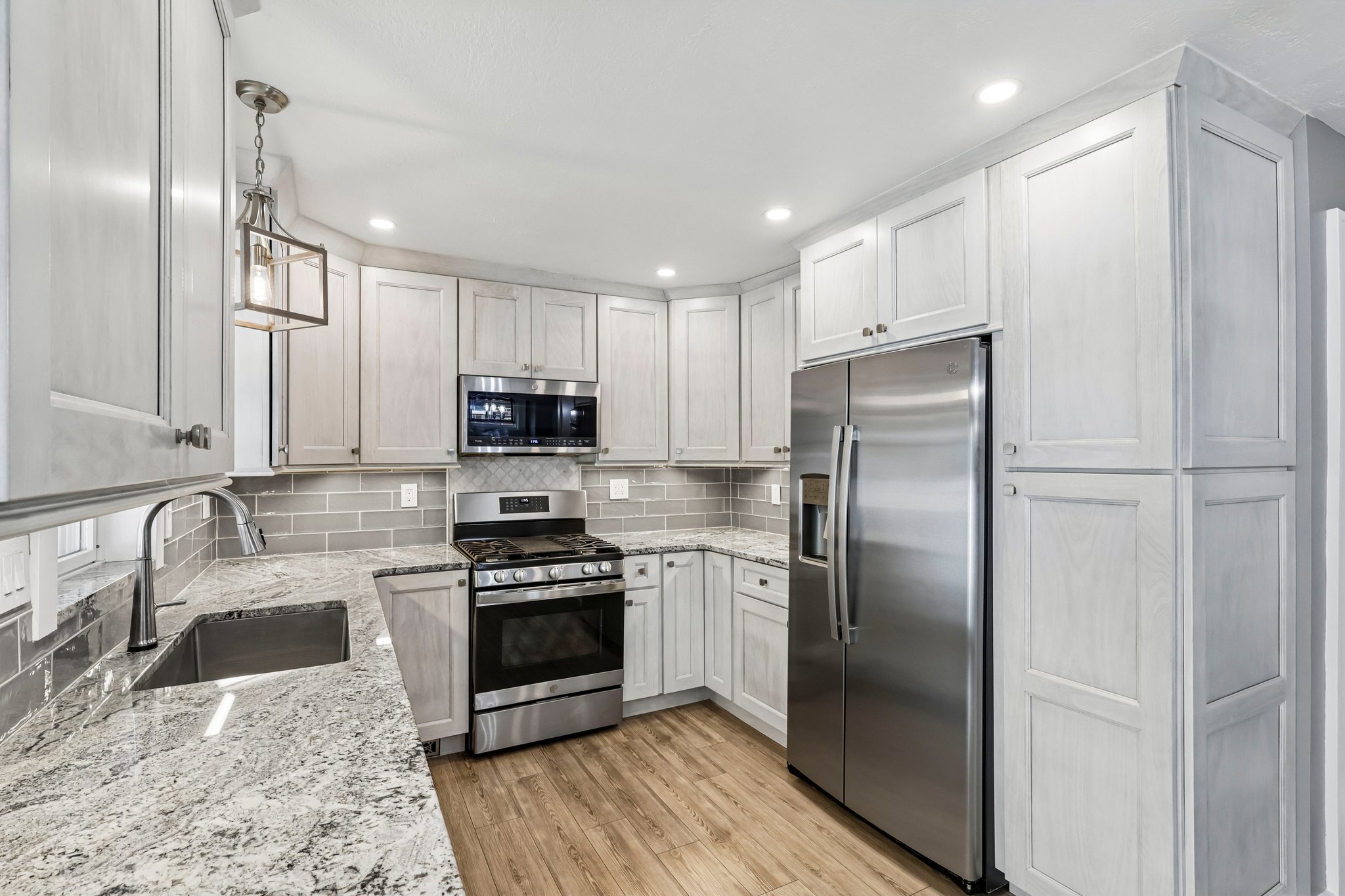 Trevanion Ave-S1007-023r.jpg