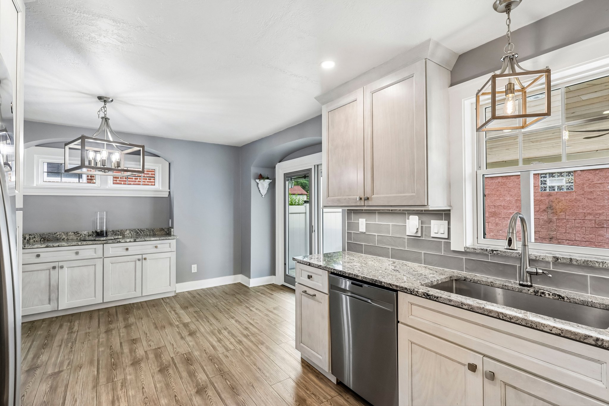 Trevanion Ave-S1007-026r.jpg