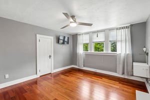 Trevanion Ave-S1007-038.jpg