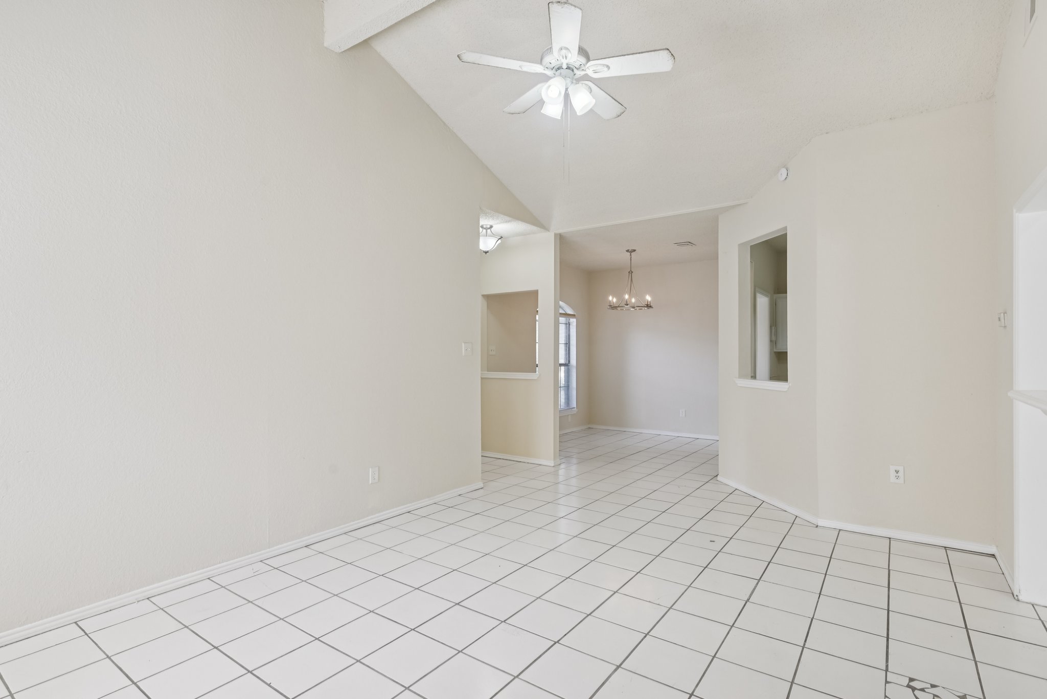 Wheatfield Dr-S2208-009.jpg