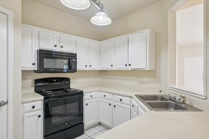 Wheatfield Dr-S2208-013.jpg