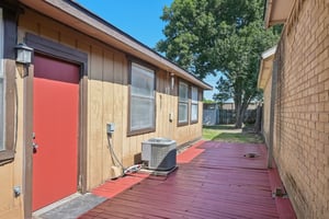 Wheatfield Dr-S2208-028.jpg