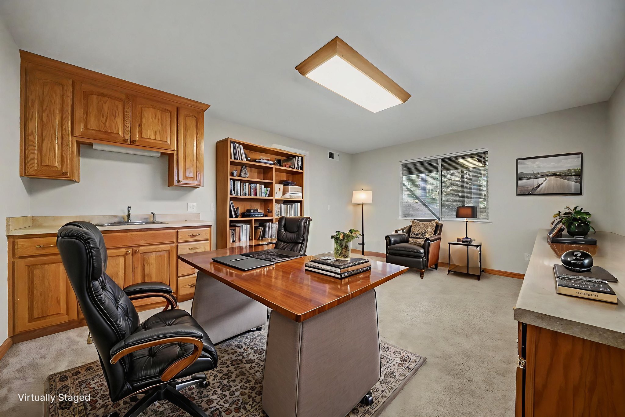 DSC03954 virtually staged.jpeg