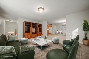 DSC03915 virtually staged.jpeg