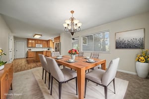 DSC03924 virtually staged.jpeg