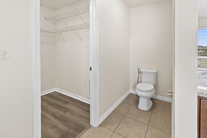  Photo 50