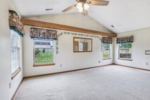 Laurelwood Ct-S0108-031.jpg
