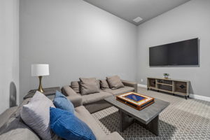 12217Hulson_009