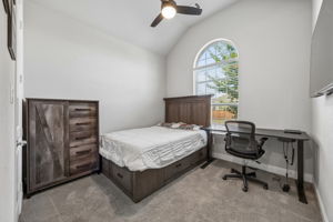 12217Hulson_021