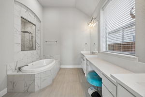 12217Hulson_027