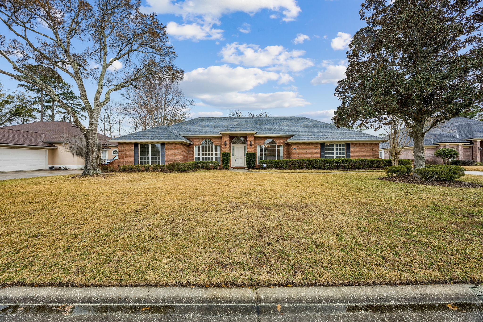 Welcome to 12218 Cattail Ln