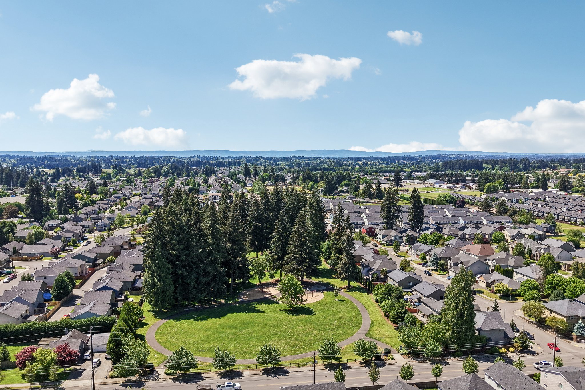 NE 104th St-S1905-087r.jpg