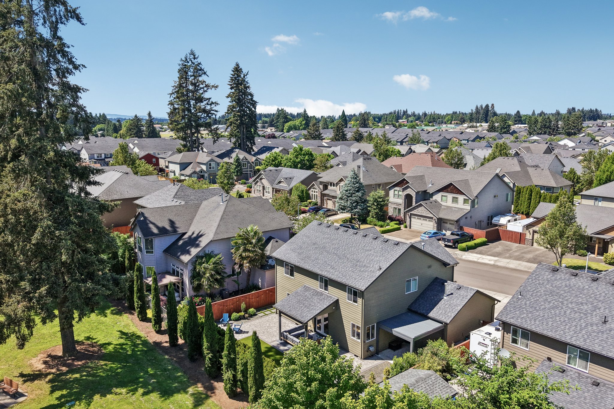 NE 104th St-S1905-090r.jpg