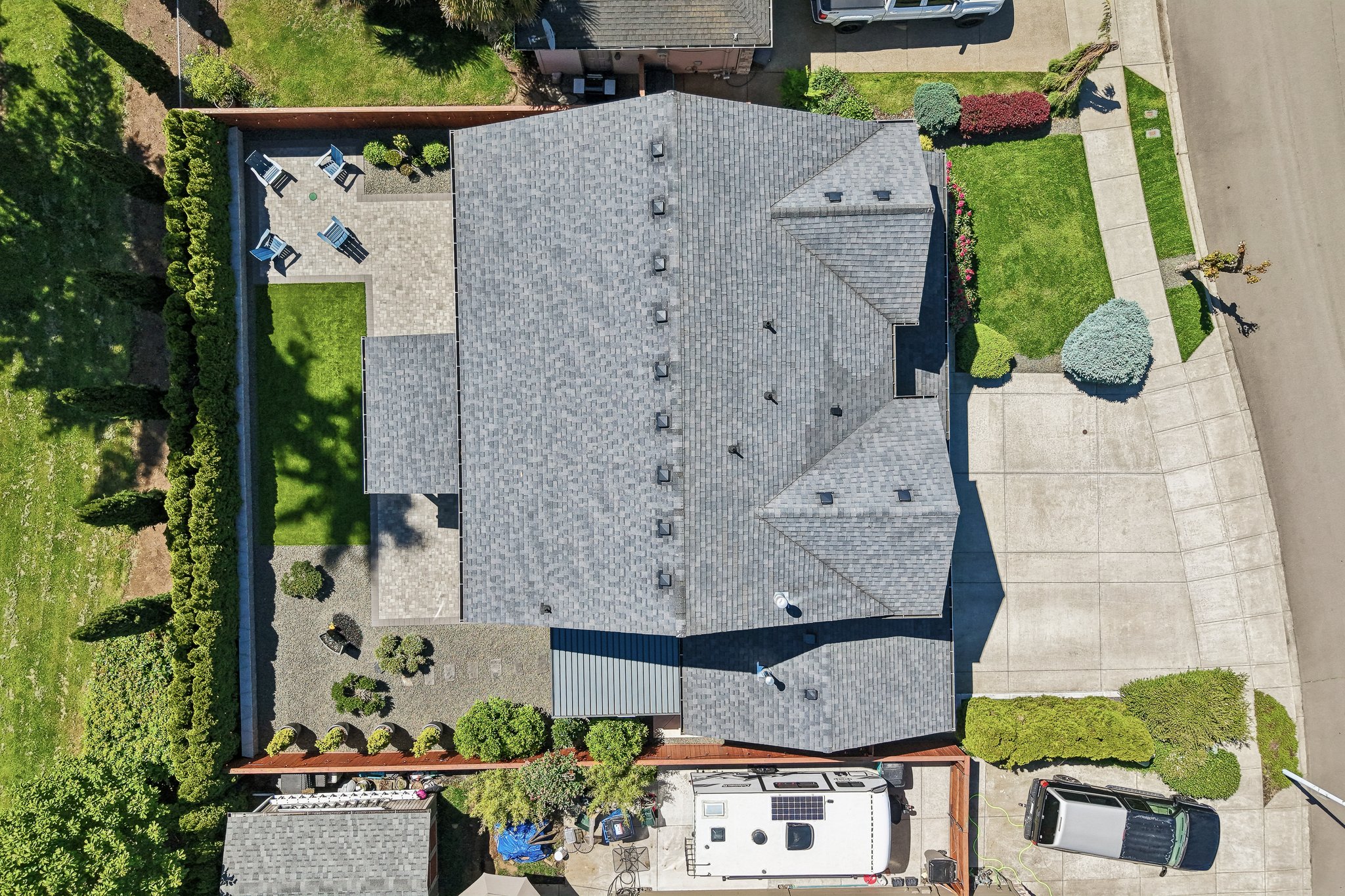 NE 104th St-S1905-091r.jpg