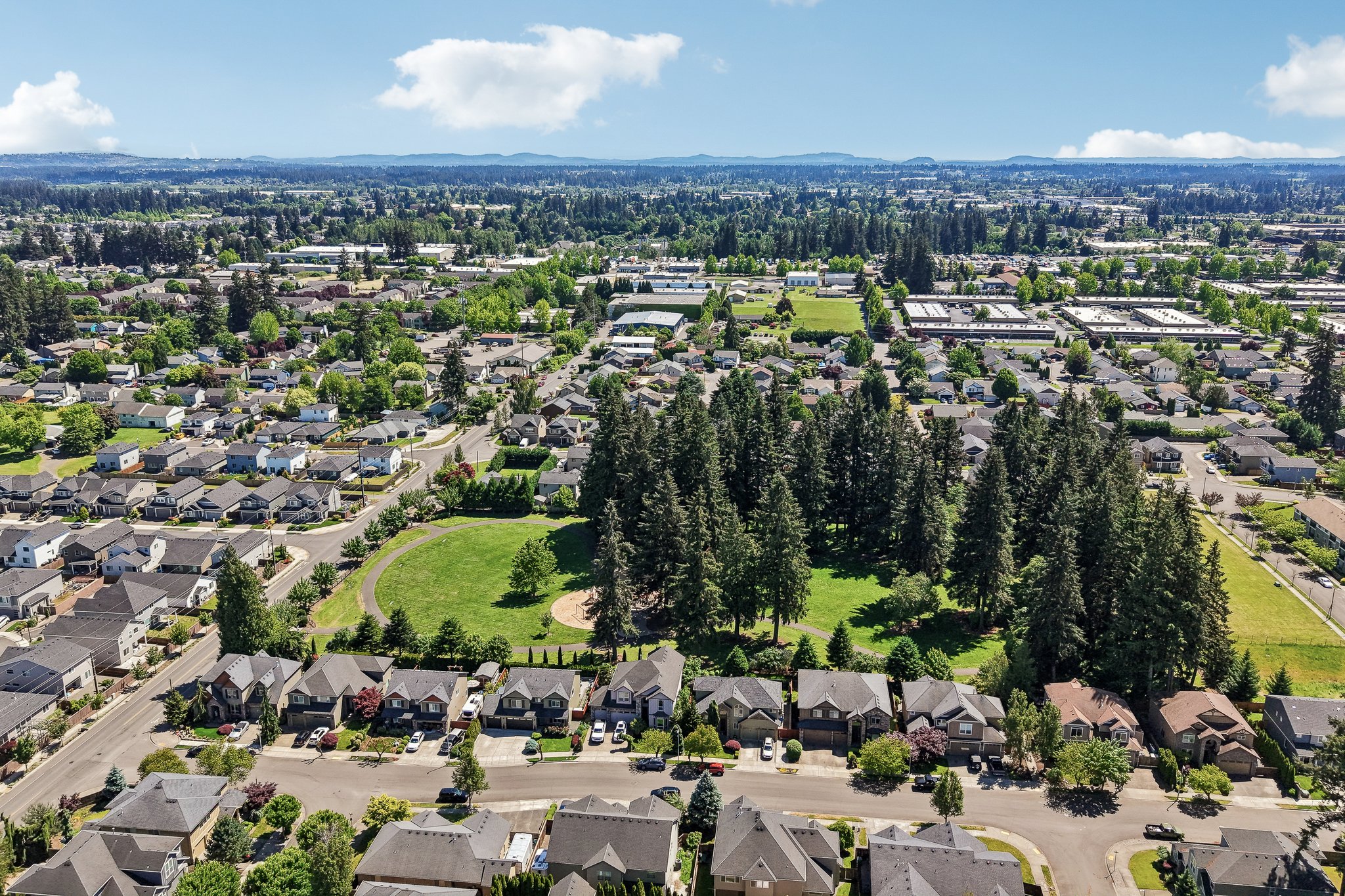 NE 104th St-S1905-095r.jpg