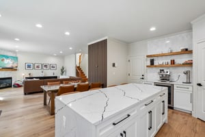 NE 104th St-S1905-028.jpg