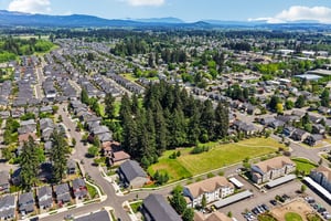 NE 104th St-S1905-089.jpg