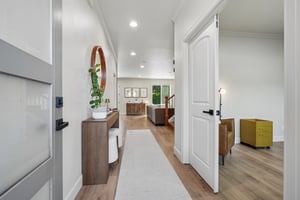 NE 104th St-S1905-008r.jpg