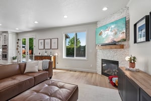 NE 104th St-S1905-014r.jpg