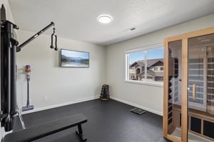 NE 104th St-S1905-036r.jpg