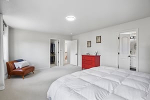 NE 104th St-S1905-049r.jpg