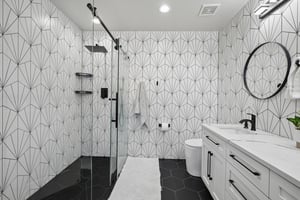 NE 104th St-S1905-053r.jpg